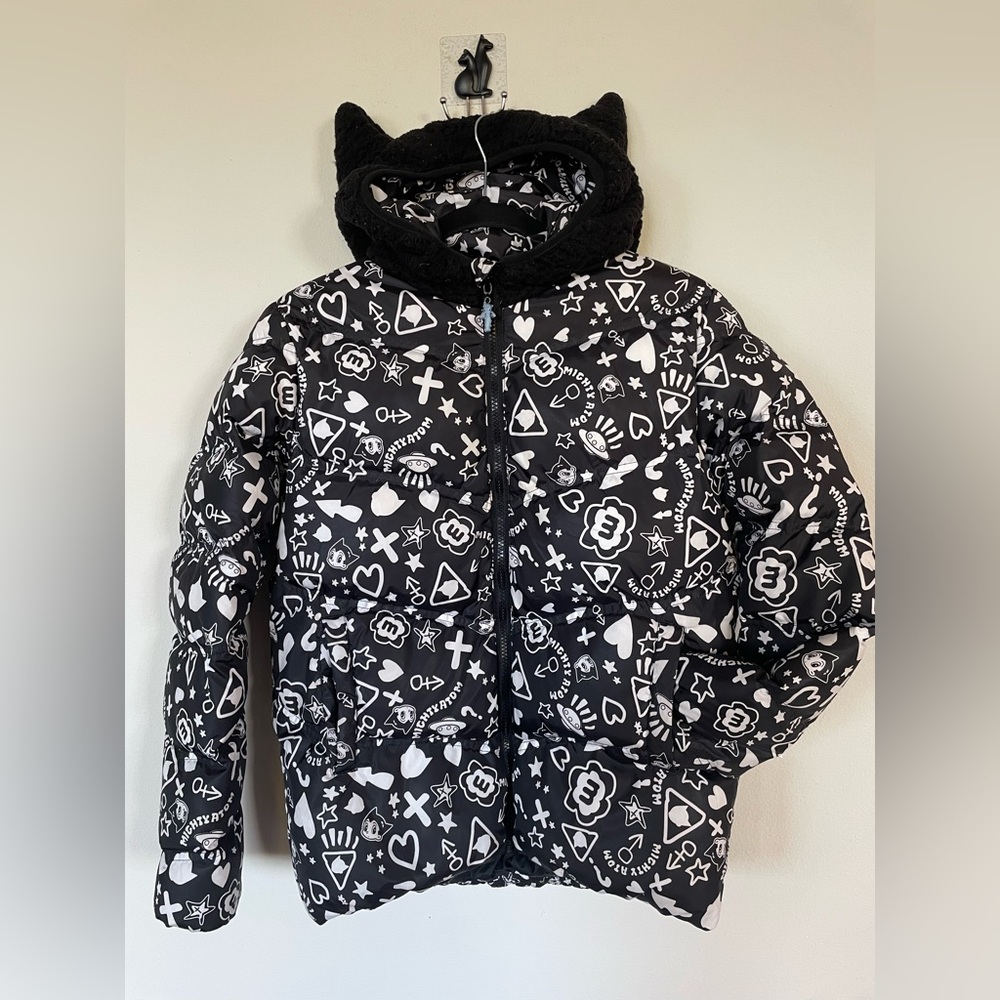 MIGHTY ATOM Big Kids Down Puffer Coat Black White Cartoon Bust 105CM, Length65CM